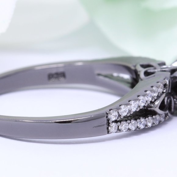 Vintage Celtic Wedding Engagement Ring Black - Picture 2 of 3